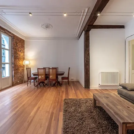 Encantador En El Casco Antiguo De 公寓