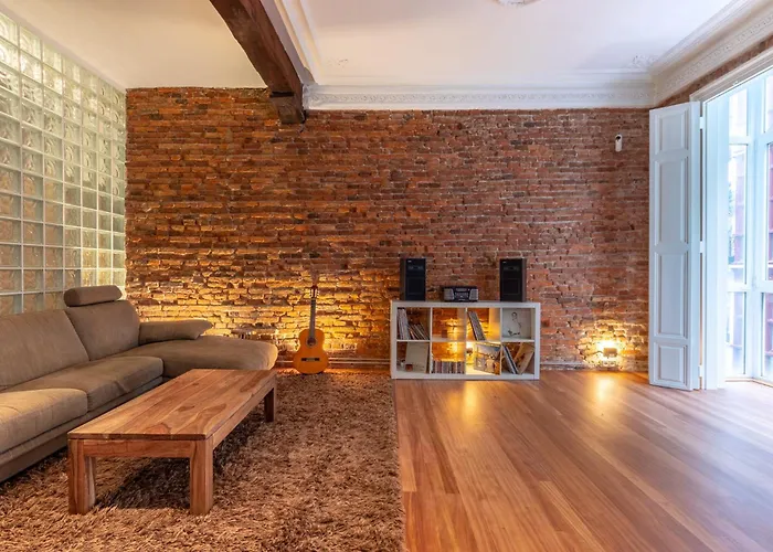 Encantador En El Casco Antiguo De *